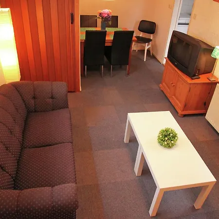 Holiday Noorderzon Tatil Evi